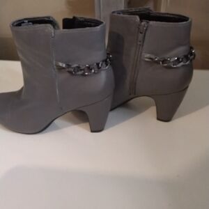 Easy Spirit Gray Chain-Accent Ankle Booties